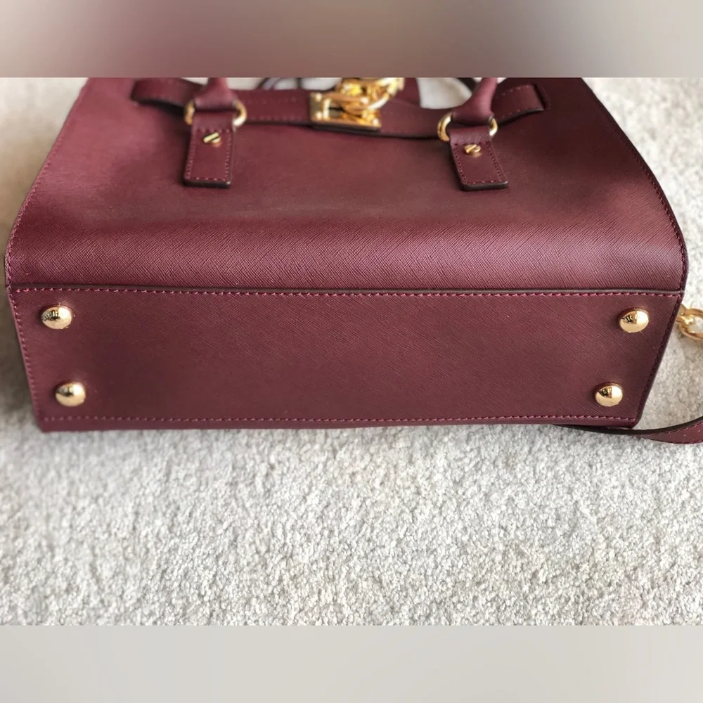 Michael Kors Hamilton Bag - Picture 13 of 16